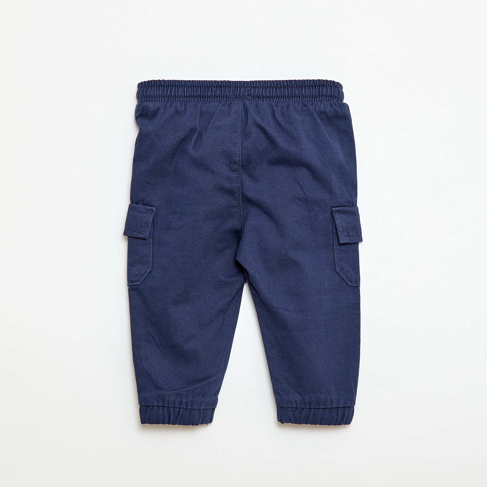 Pantallona pambuku stil 'Joggers'