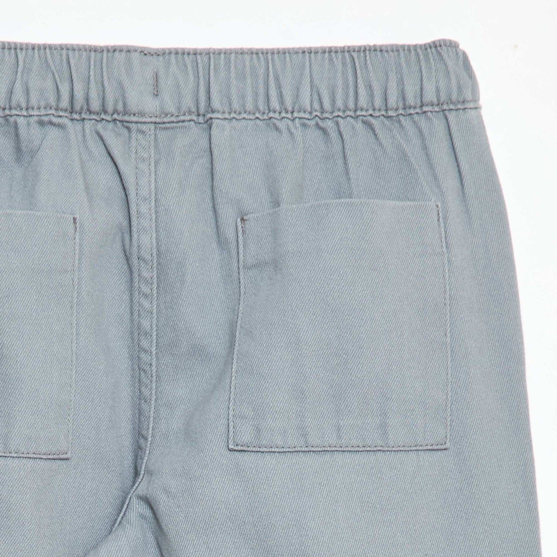 Pantallona pambuku stil 'Jogger'