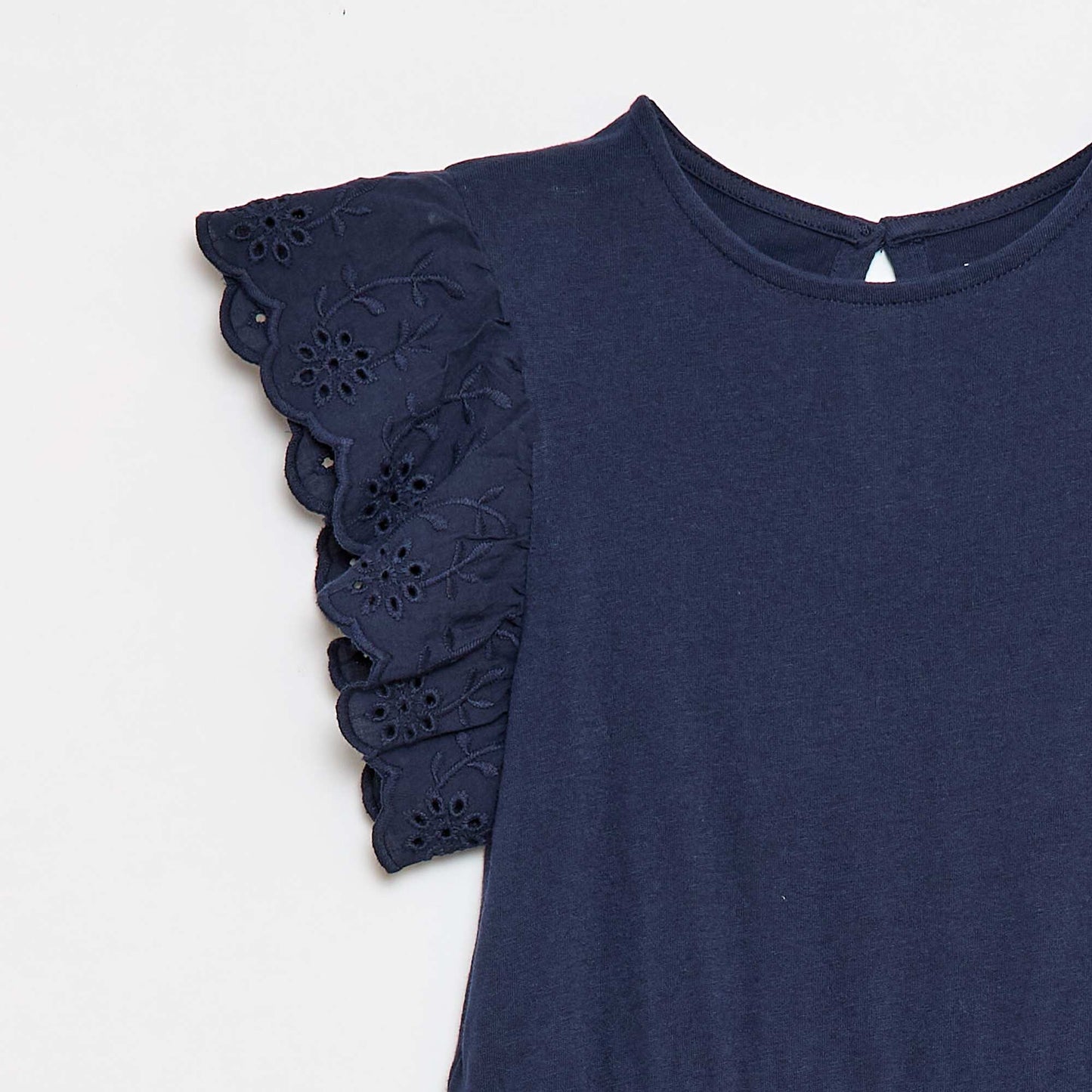 Fustan pambuku me mëngë të shkurtra me qëndisje