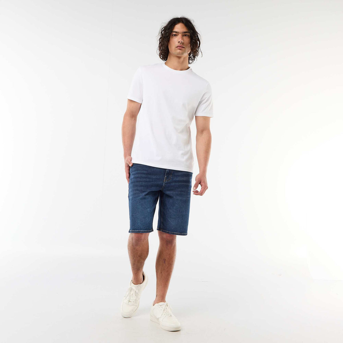 Xhinse të shkurtra Slim-Fit