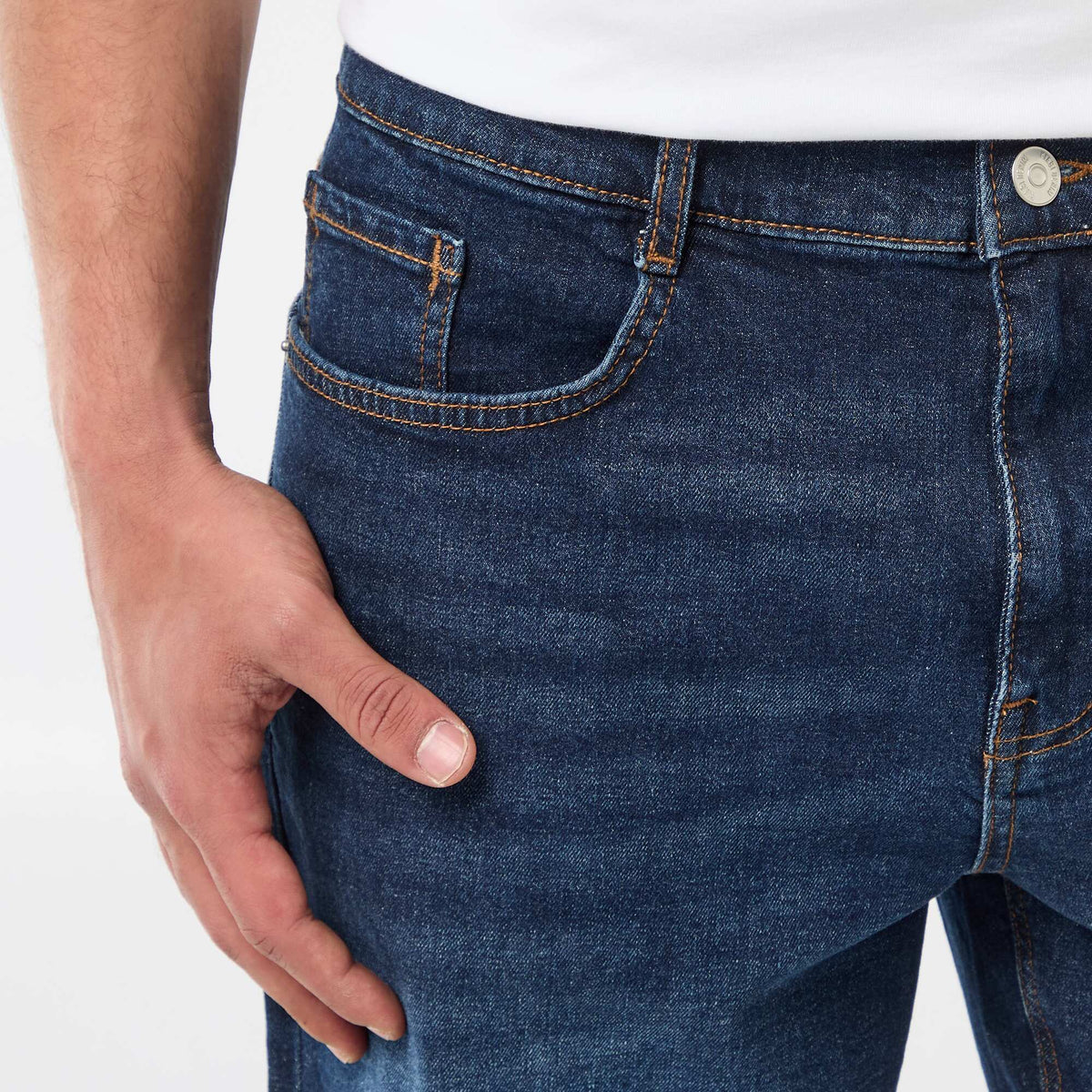 Xhinse të shkurtra Slim-Fit