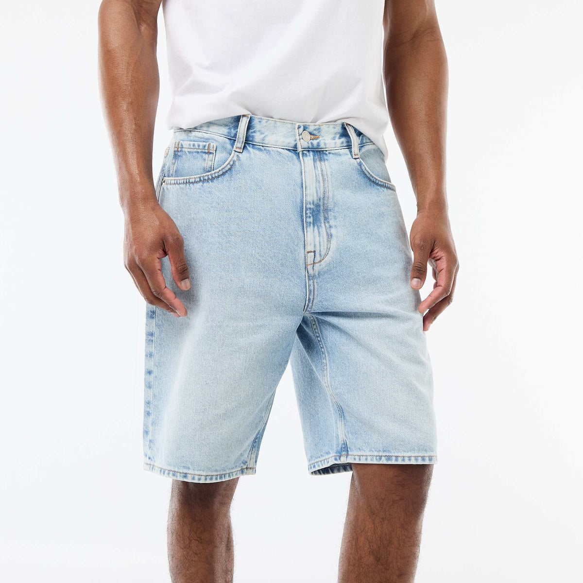 Pantallona Bermuda prej xhins BLU