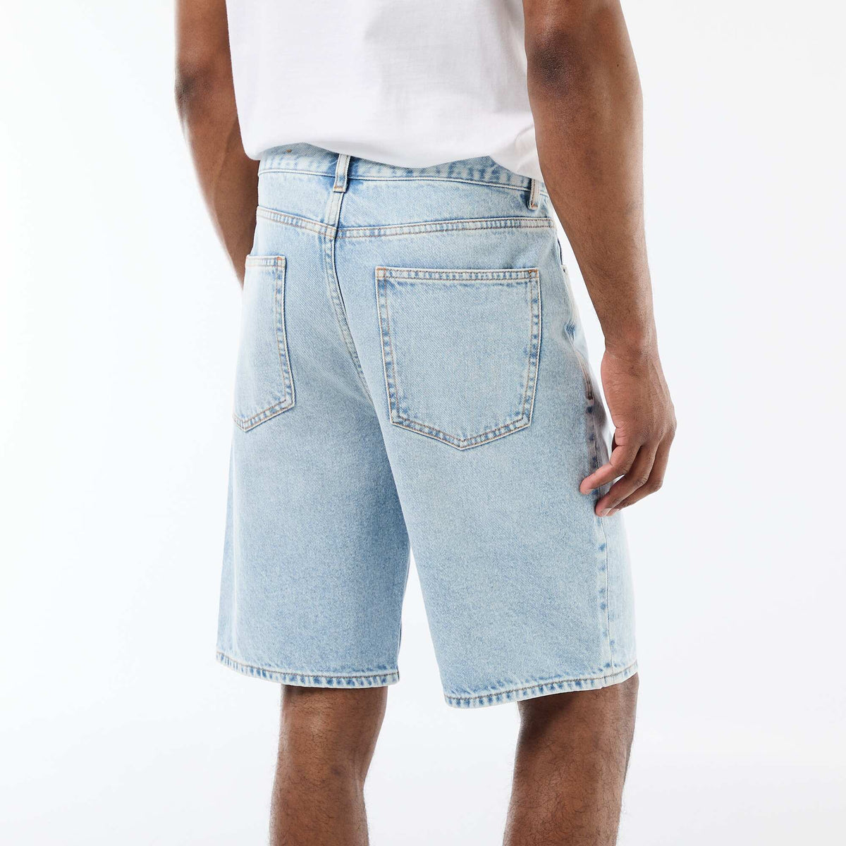 Pantallona Bermuda prej xhins BLU