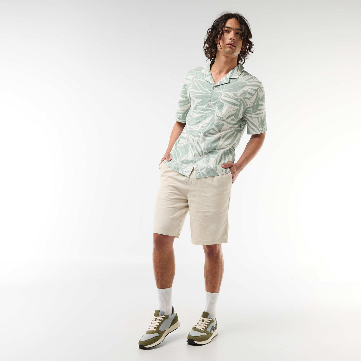 Linen blend Bermuda shorts BEIGE