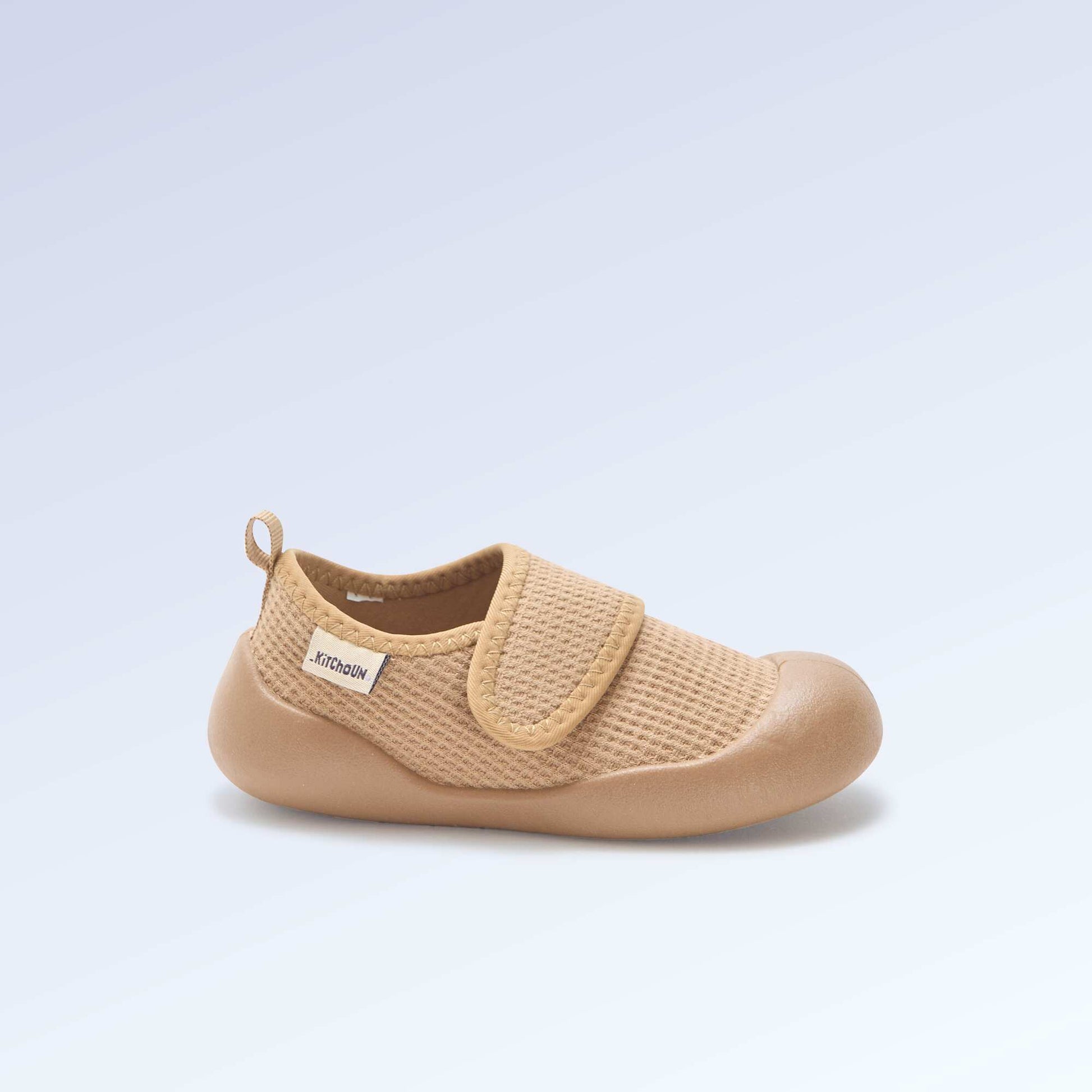 Kitchoun Motor Skills Slippers - Stage 4 'Walking' BROWN