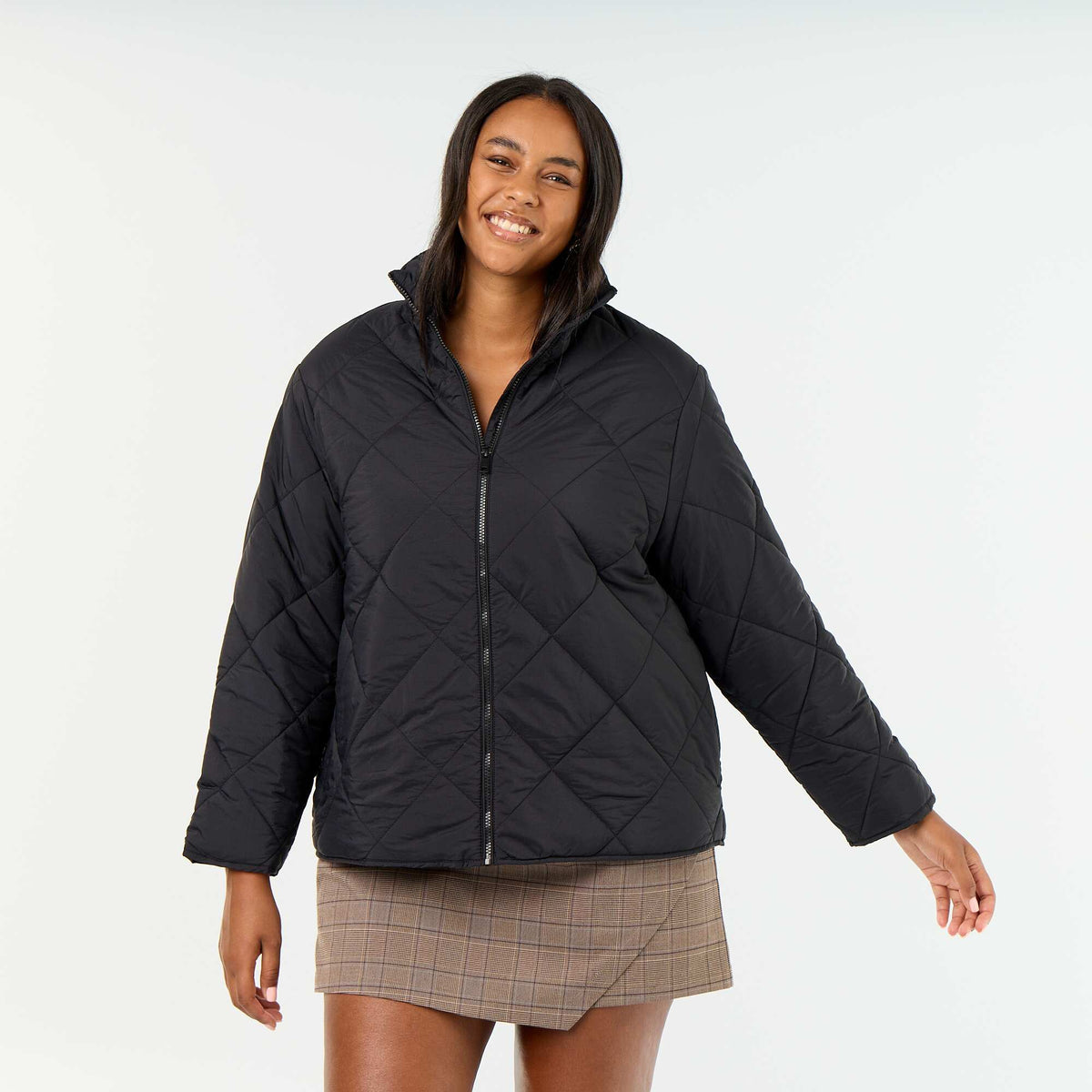 Xhaketë e njëngjyrë rezistente ndaj ujit E ZEZË