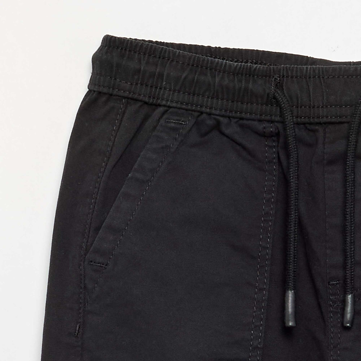 Pantallona pambuku stil 'Jogger'