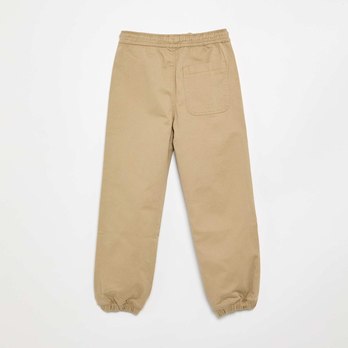 Pantallona pambuku stil 'Jogger'