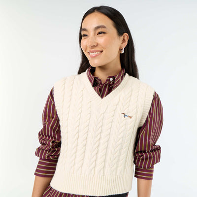 Sleeveless cable knit sweater BEIGE