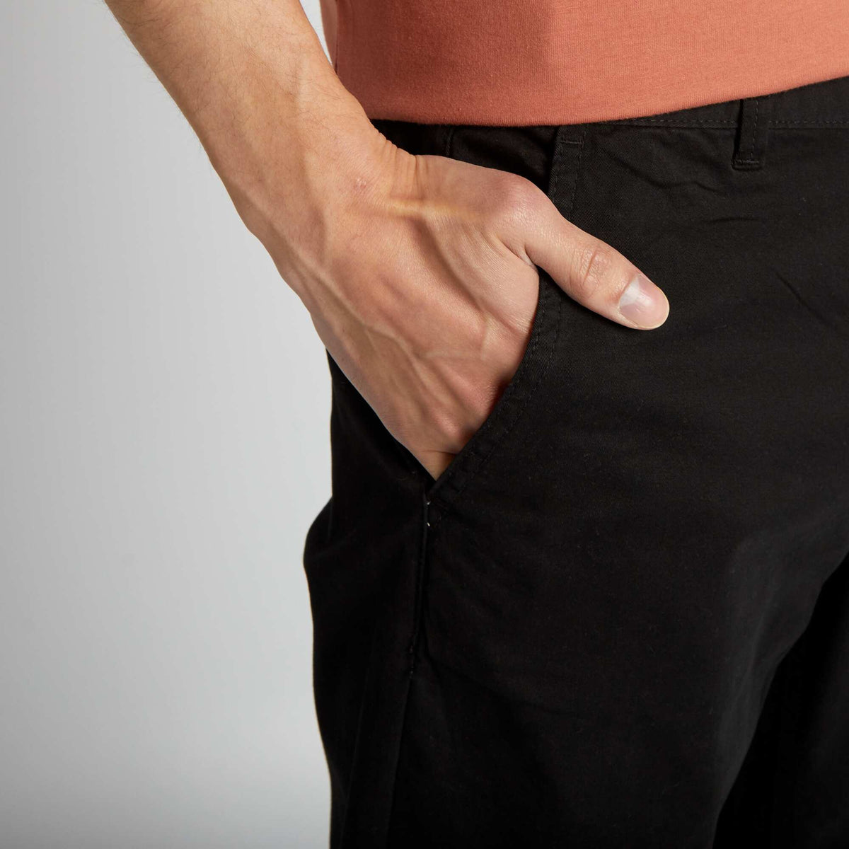 Pantallona Slim Chino 