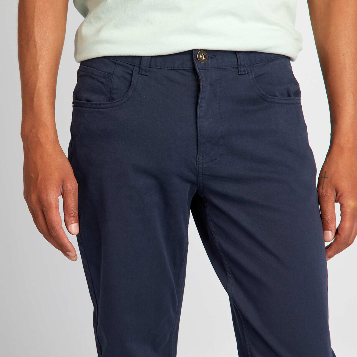 Pantallona Chino Slim - Gjerësia 32